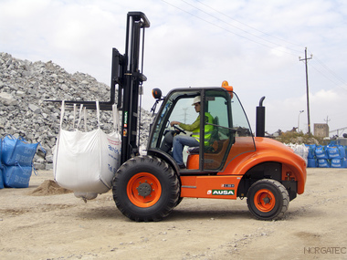 Rent All Terrain Forklift 4x4 In Northern Germany