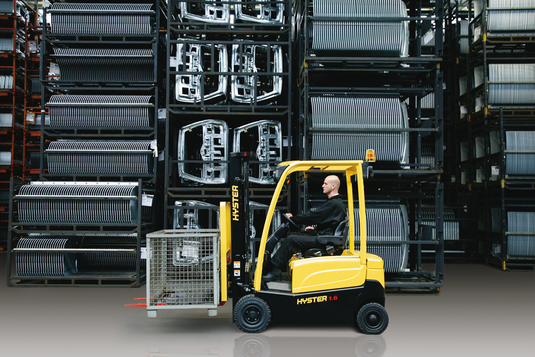 J1_6-2_0XN-Electric-Counterbalanced-Forklift-Truck-App2