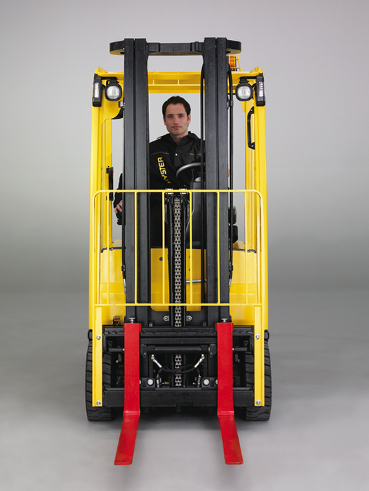 J1_6-2_0XN-Electric-Counterbalanced-Forklift-Truck-App6
