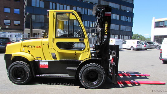 8to Heavy Duty Forklift For Rent In North Of Germany